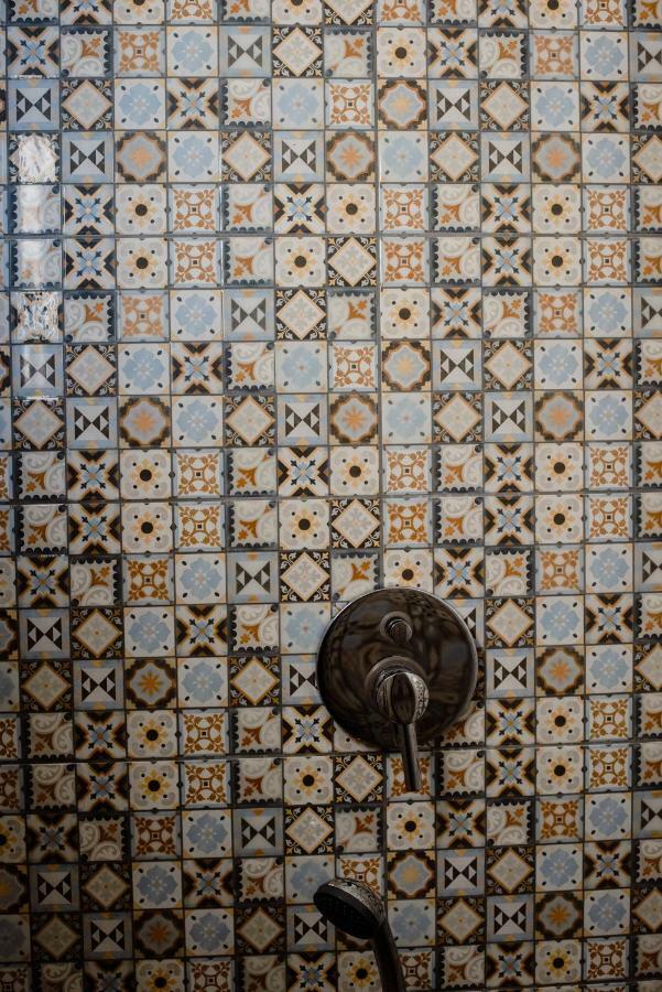 Viola Family Apartman Free Parking Pécs Extérieur photo