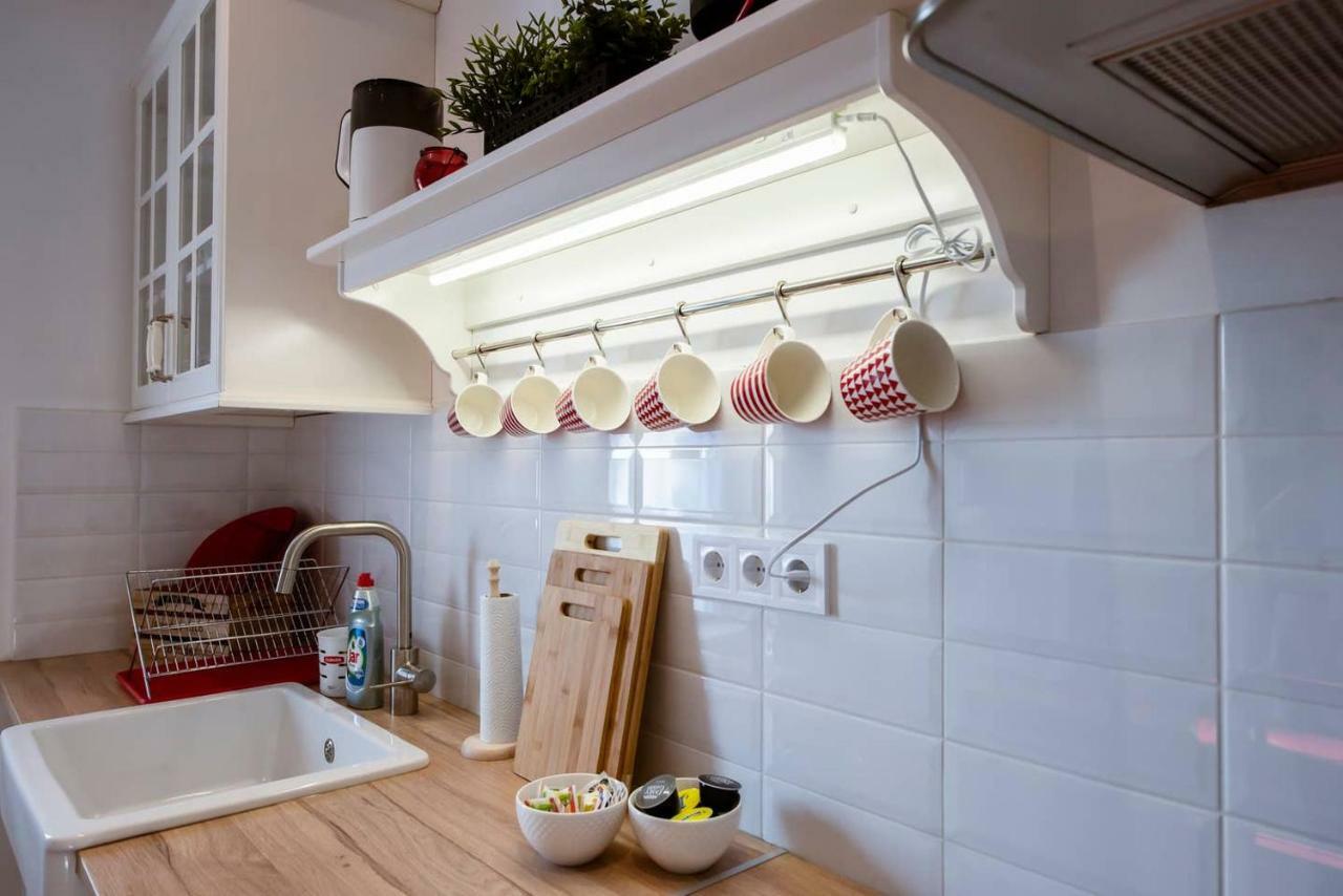 Viola Family Apartman Free Parking Pécs Extérieur photo